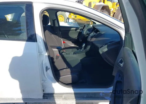 2016 Ford Focus Se from USA, damaged, VIN 1FADP3K2XGL335956